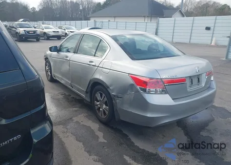 2011 Honda Accord 2.4 Se from USA, damaged, VIN 1HGCP2F61BA103779